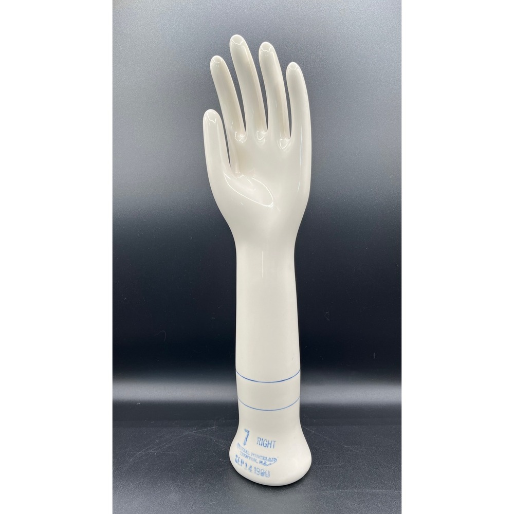 Vtg 1990 Porcelain Hand Glove Size 7 Right Mold Form Jewelry Display 15"‎ USA